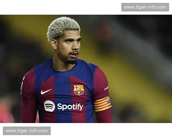 巴萨前瞻:荣耀与革新之间的革命之夜 巴萨前瞻:荣耀与革新之间的革命之夜